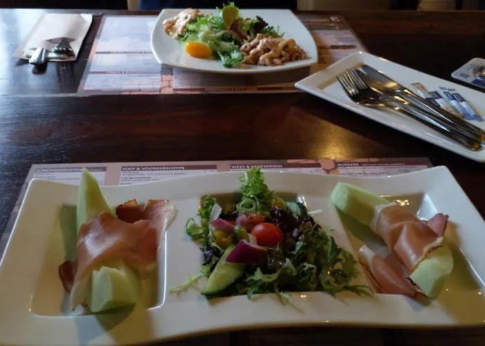 Rosa Дом отдыха Симпелвелд