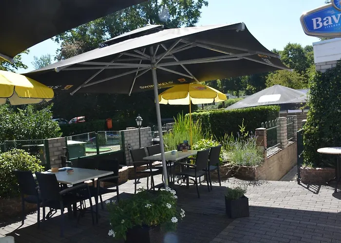 Rosa Симпелвелд